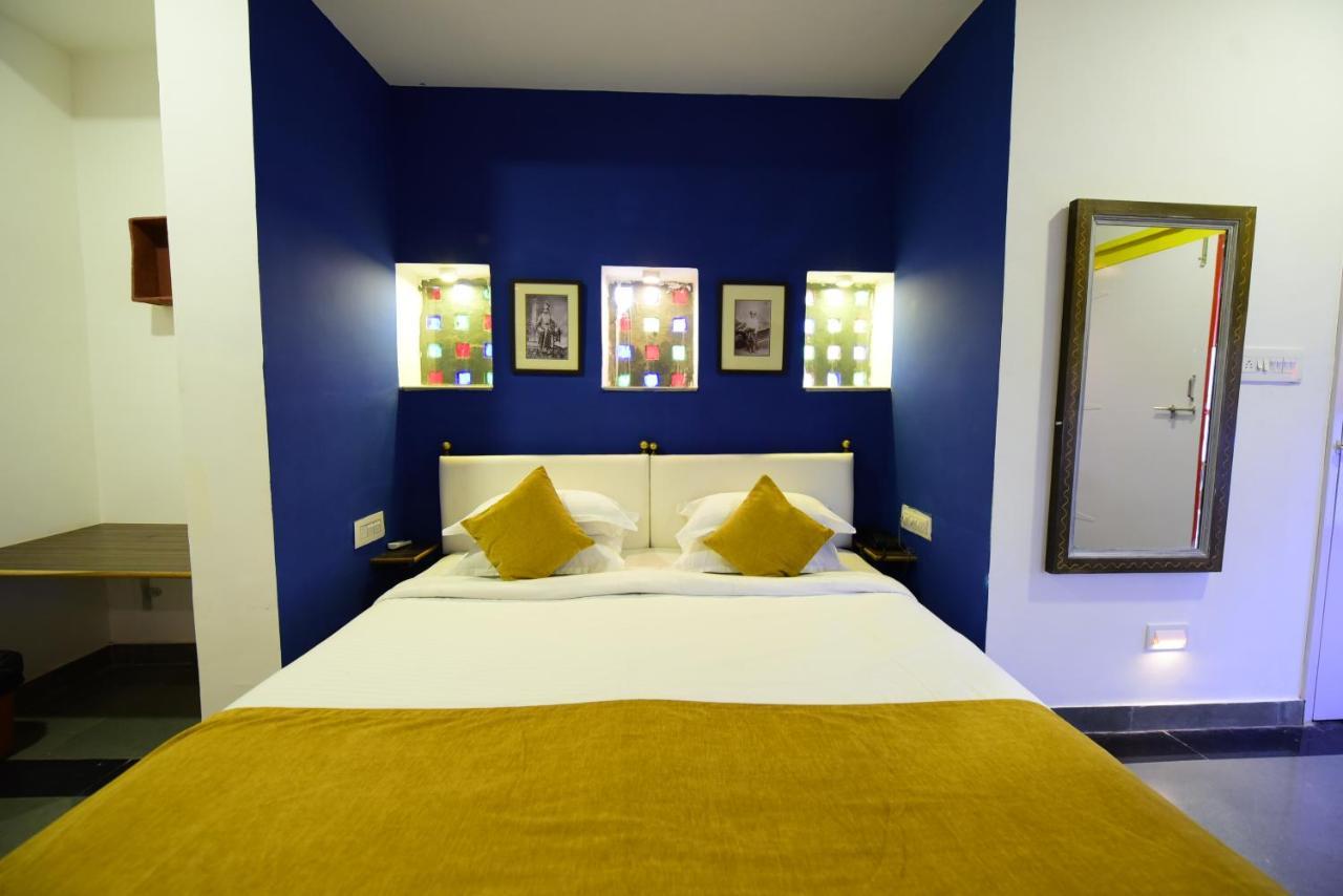 Hotel Udai Niwas By The Lake Udaipur Exterior foto
